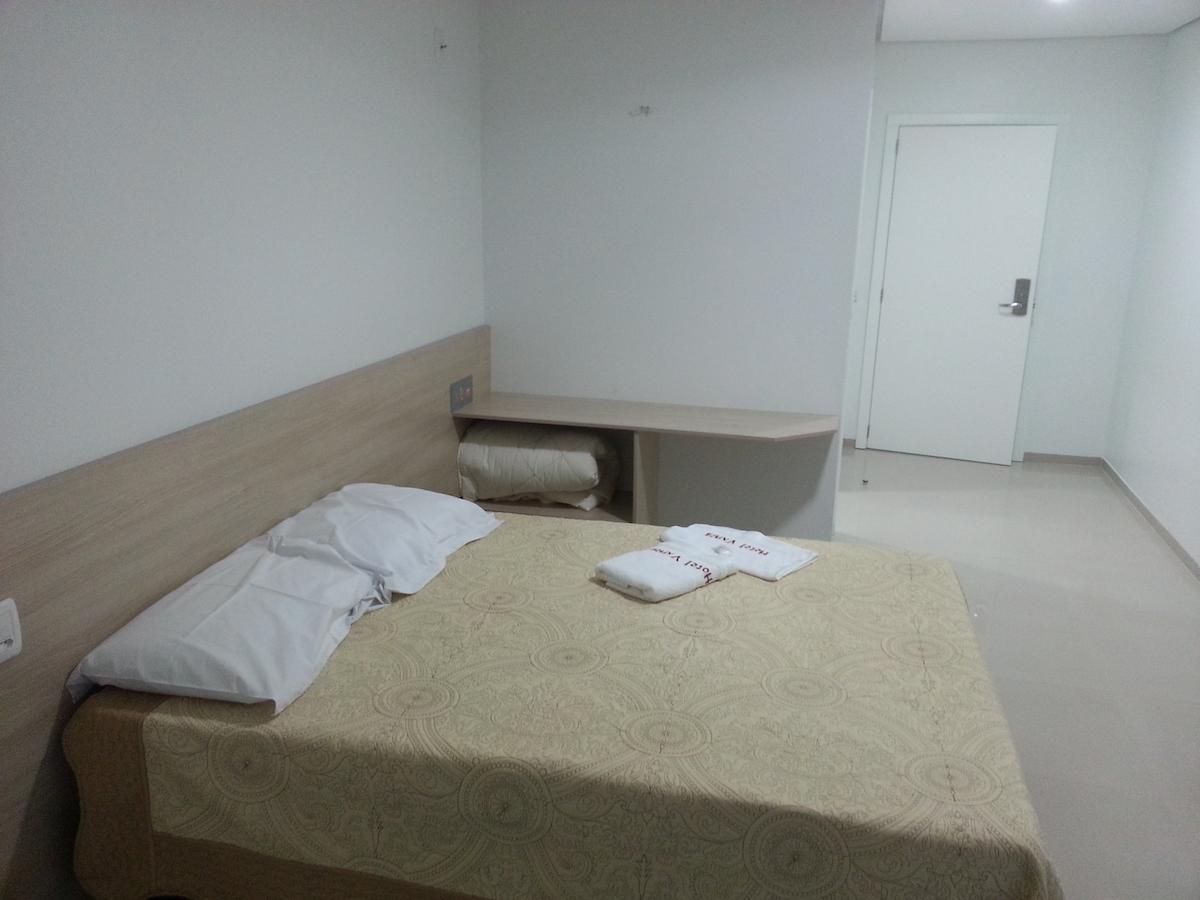 Hotel Vanes Coronel Freitas Chambre photo