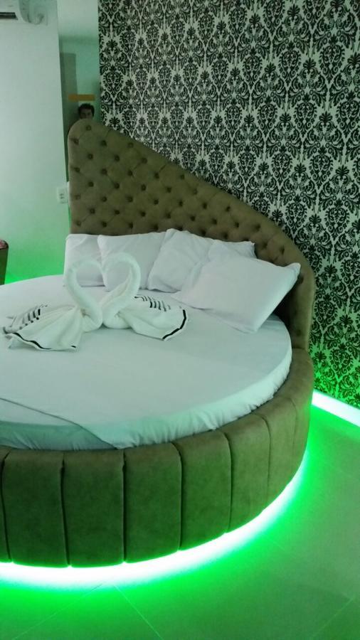 Hotel Vanes Coronel Freitas Chambre photo